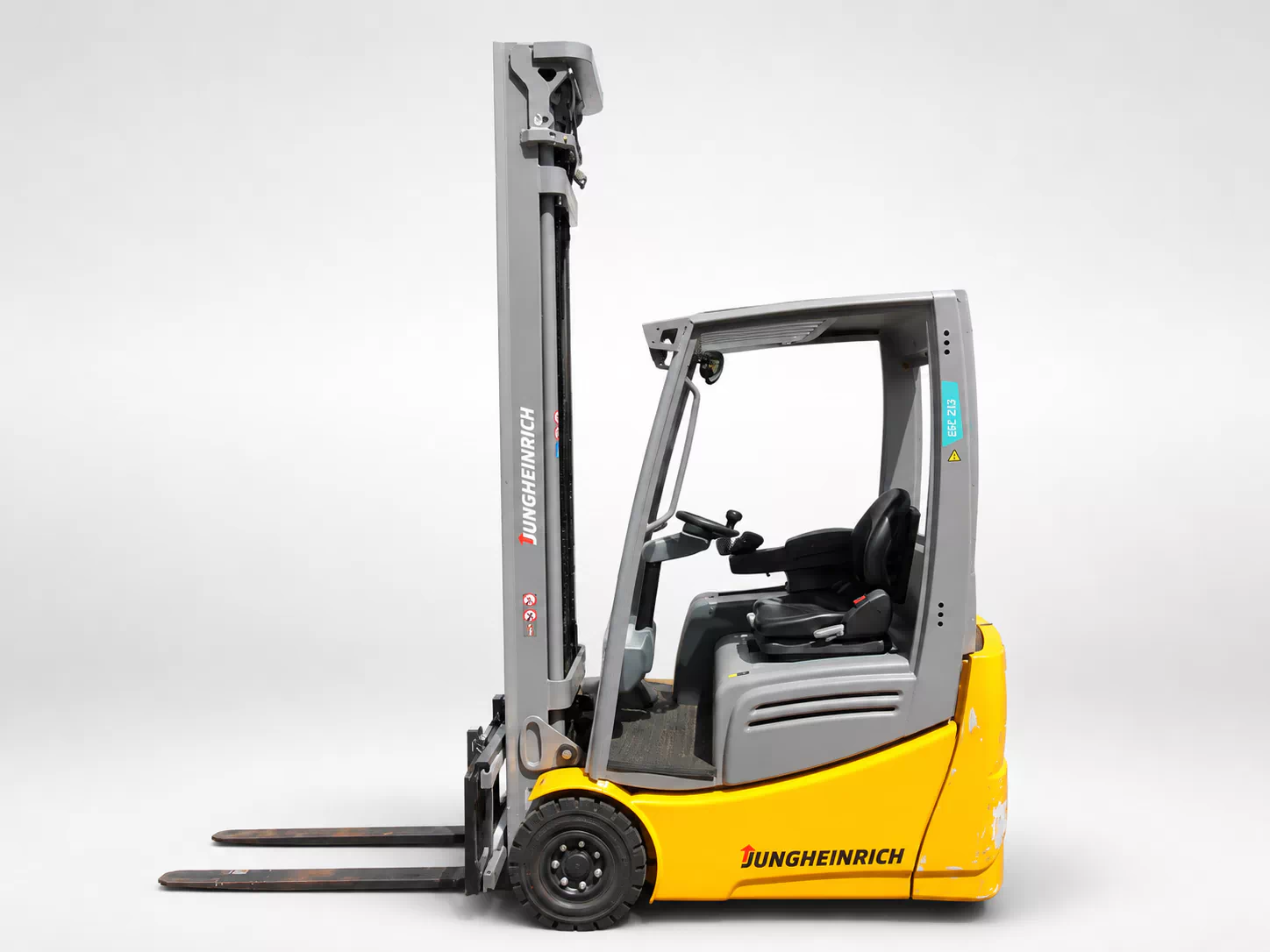 Jungheinrich EFG215 3-Rad Elektro-Gabelstapler – 1.500 kg, 5,0 m Hubhöhe, Baujahr 2020
