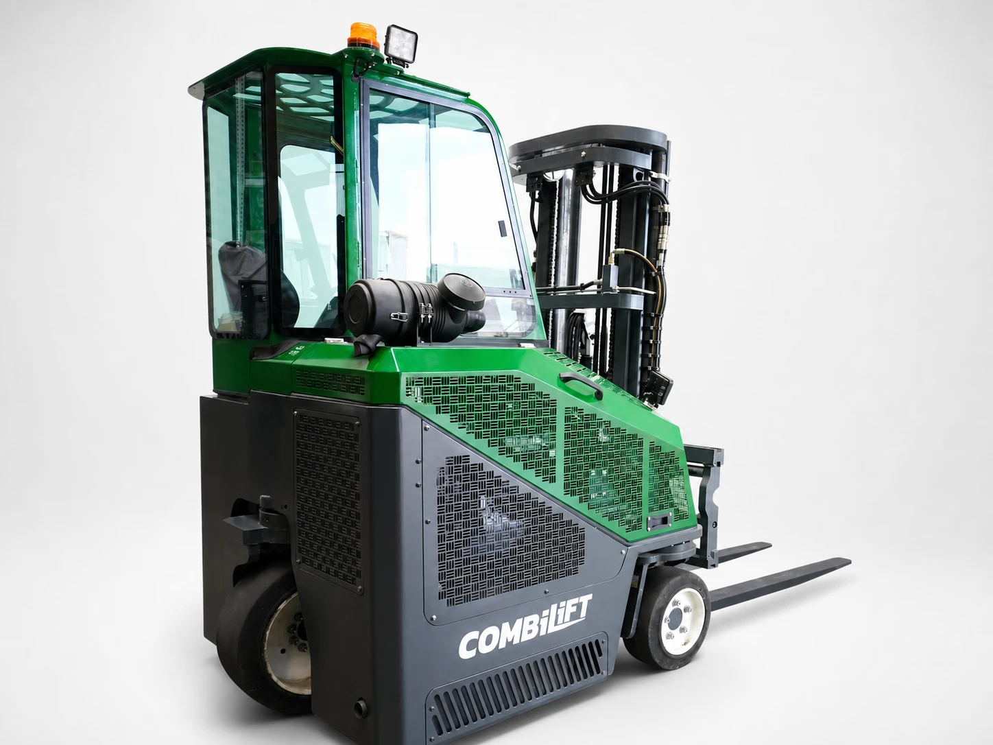 Combilift - CB2500LPG 2022 VIERWEGESTAPLER