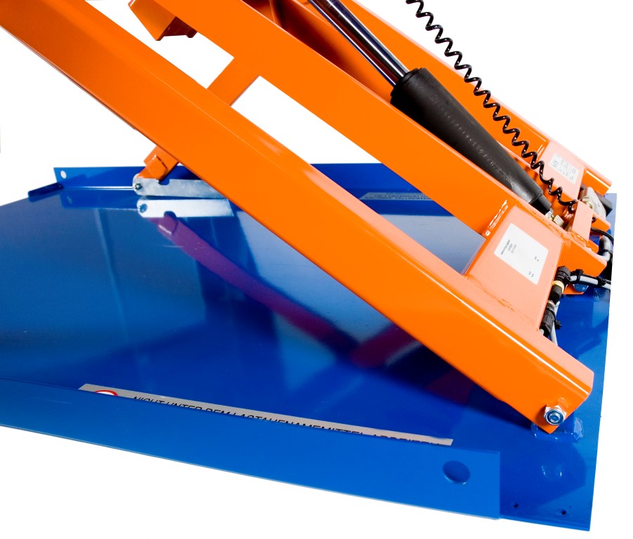 Flachhubtisch TCB 600 mit Auffahrrampe