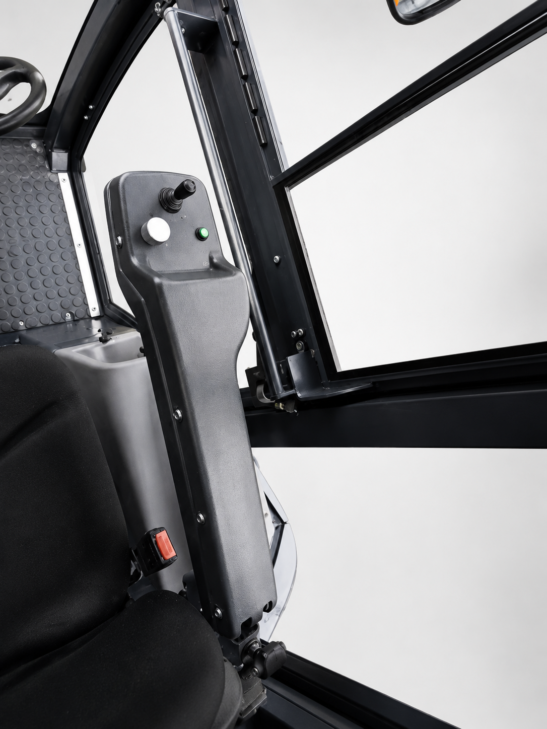 Hako Citymaster 600 Winterdienst – kommunaler Geräteträger mit Schneekehrmaschine, Streuer und Kipperpritsche