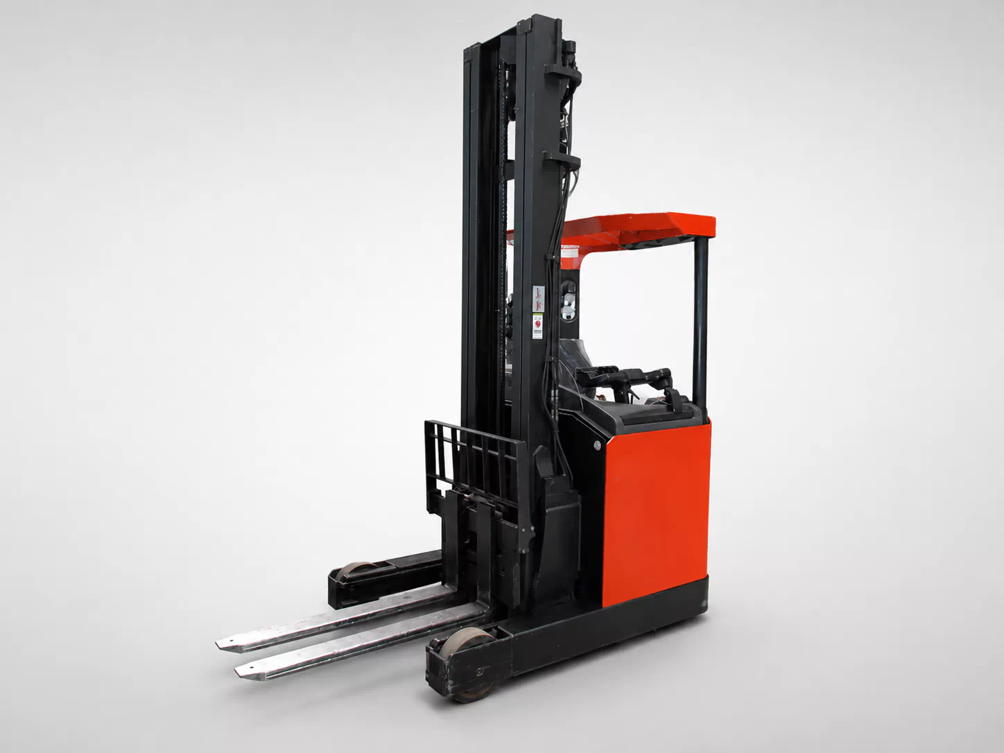 BT RR-B2 Schubmaststapler – 1.600 kg, Triplex-Freihub, 6.900 mm Hubhöhe