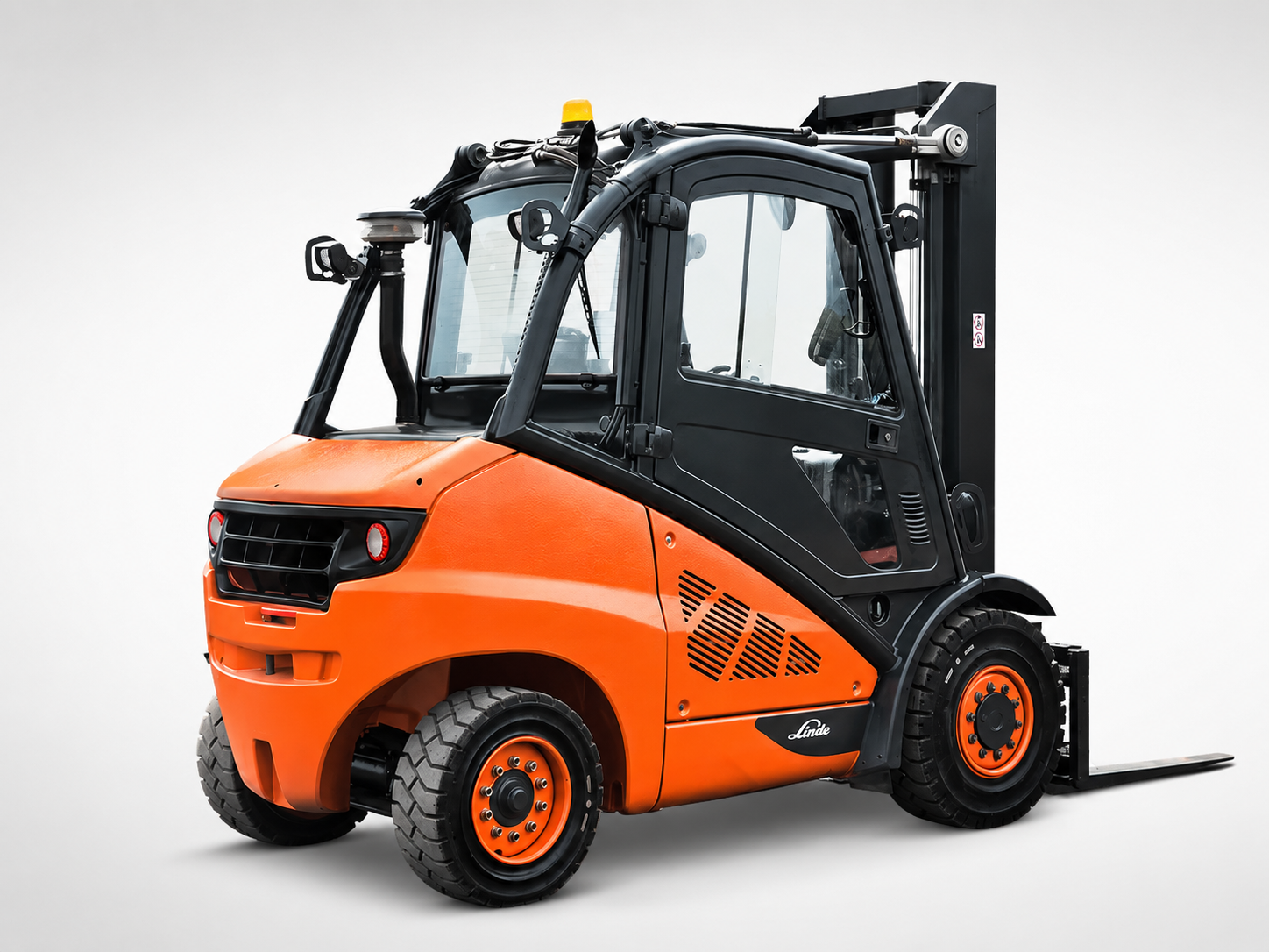 Linde H45D-02 Diesel-Gabelstapler – Baujahr 2016, Triplexmast, Vollkabine und 4.500 kg Tragkraft
