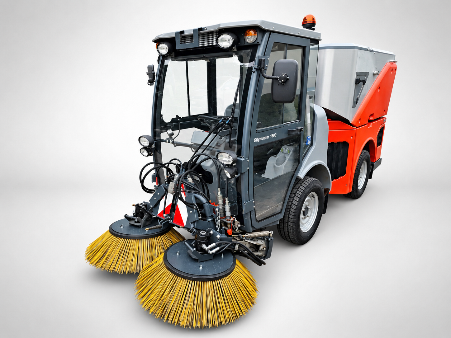 Hako Citymaster 1600 Comfort Saug-Kehrmaschine – Erstinbetriebnahme 2015, 1.700 Betriebsstunden, sehr guter Zustand