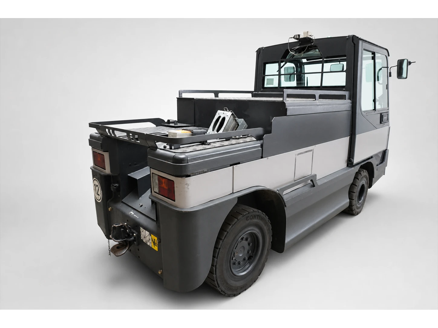 Linde - P 250 127-05 2016 SCHLEPPER
