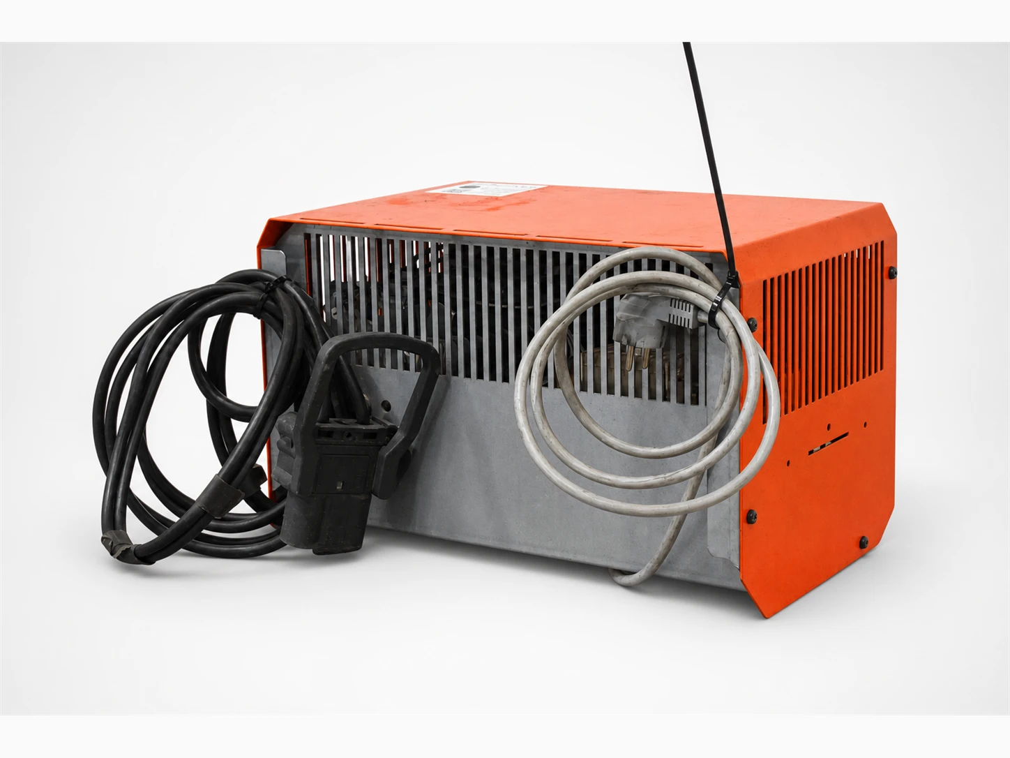 INDUSTRIE AUTOMATION intronic B plus 24V/50A – Ladegerät – Baujahr 2016