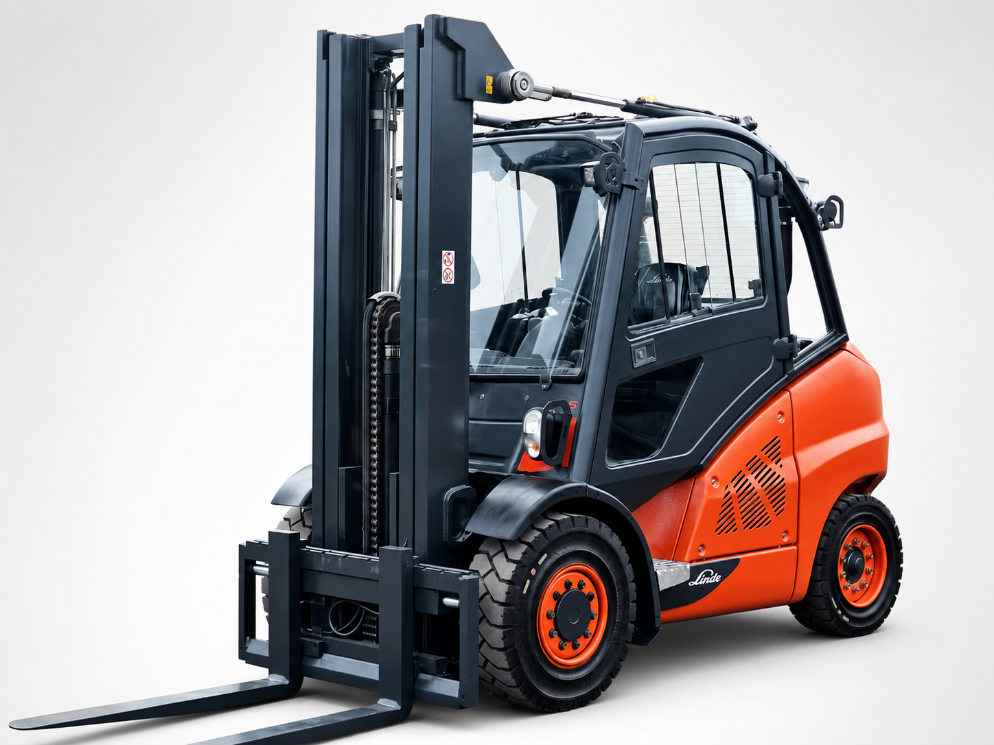 Linde H45D-02 Diesel-Gabelstapler – Baujahr 2016, Triplexmast, Vollkabine und 4.500 kg Tragkraft