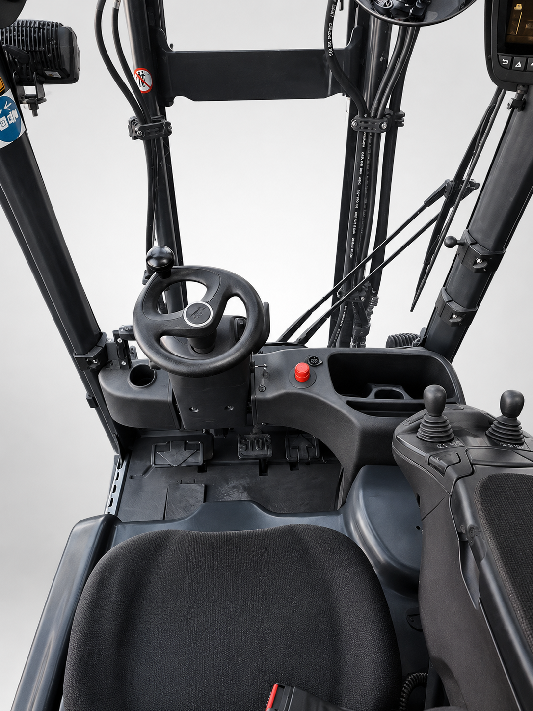 Linde E 16 L Elektrostapler – Baujahr 2019, 8.780 Betriebsstunden, sehr gute Ausstattung