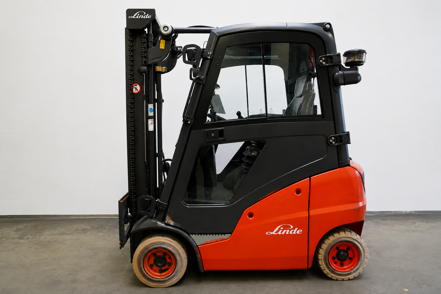 Linde H 14 D 391-00 2015bj Frontstapler 4-Rad