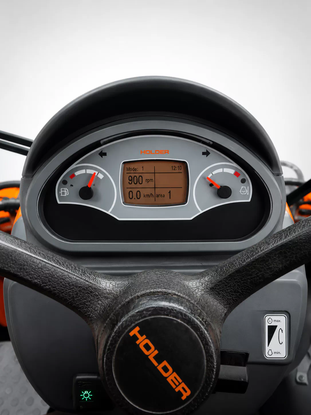 Holder C55SC Kommunaltraktor – Großflächenmäher mit professioneller Mähausrüstung