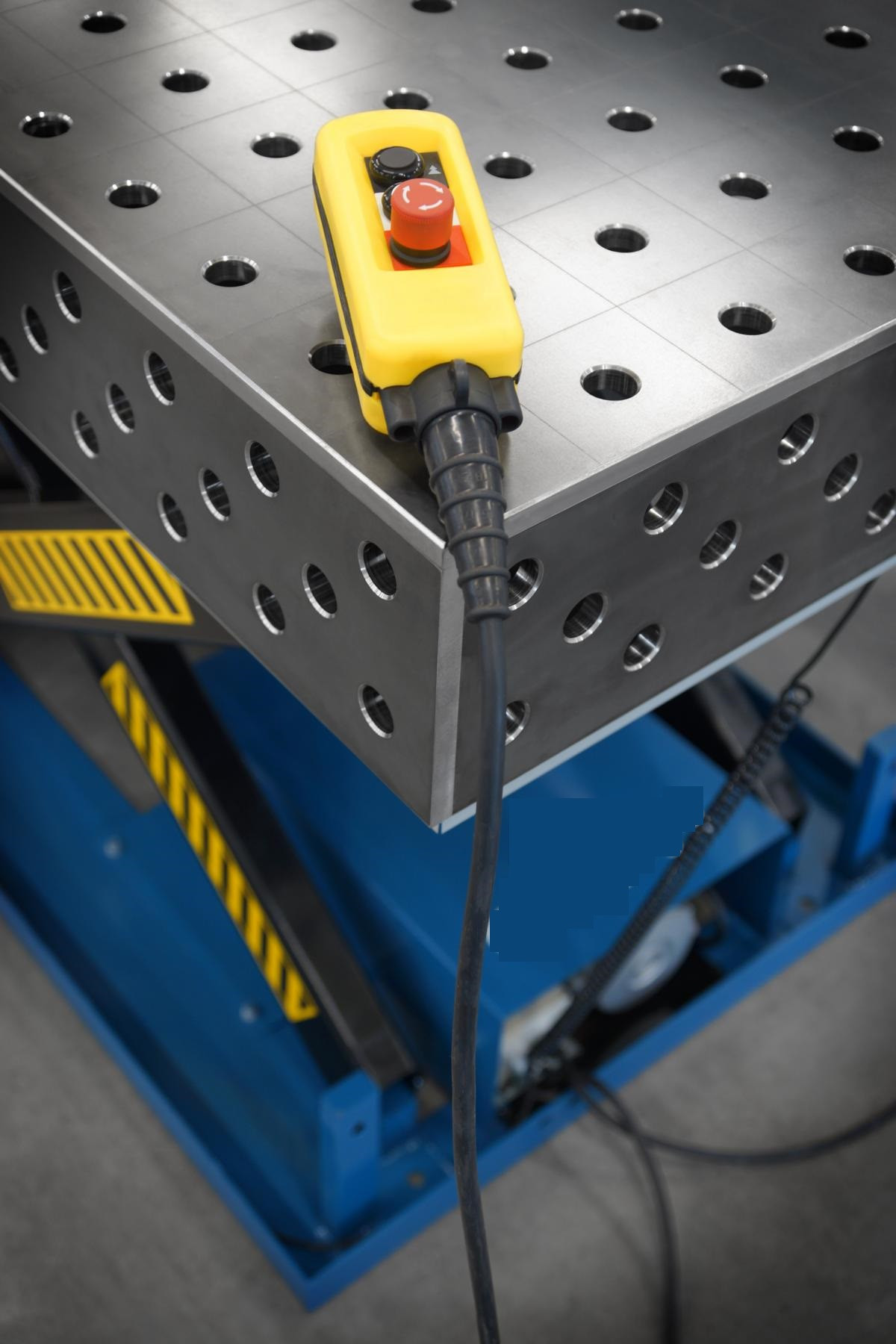 Detail vom Schweißhubtisch