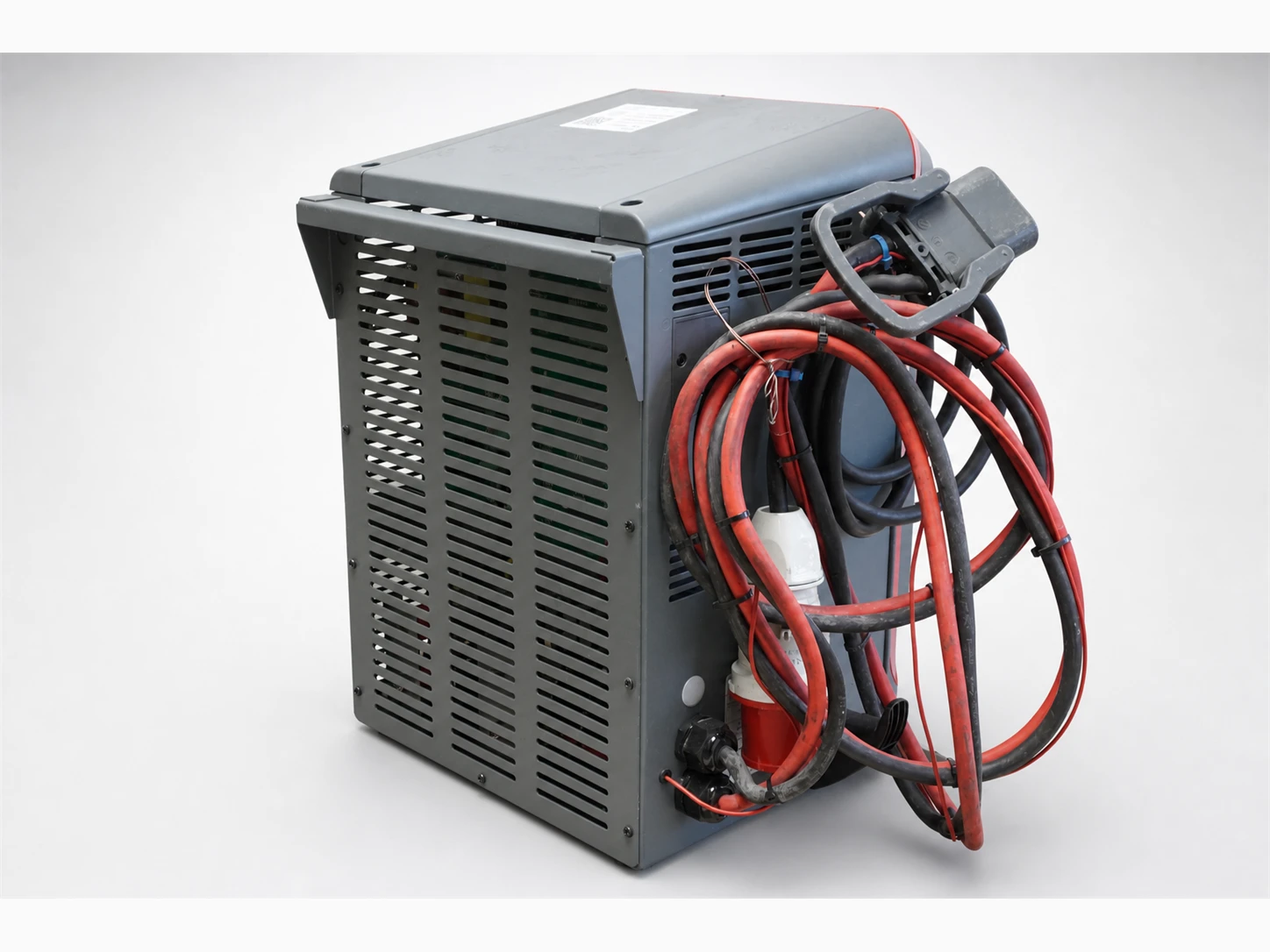 Ladegeraet hawker tc3 iq 24v 140a 2018 Ladegerät