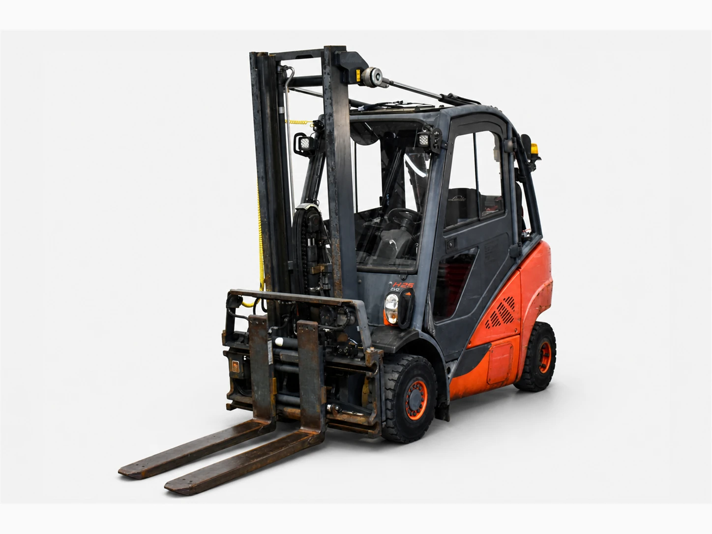 Linde H 25 T EVO 392-02 Treibgas-Frontstapler, Baujahr 2018