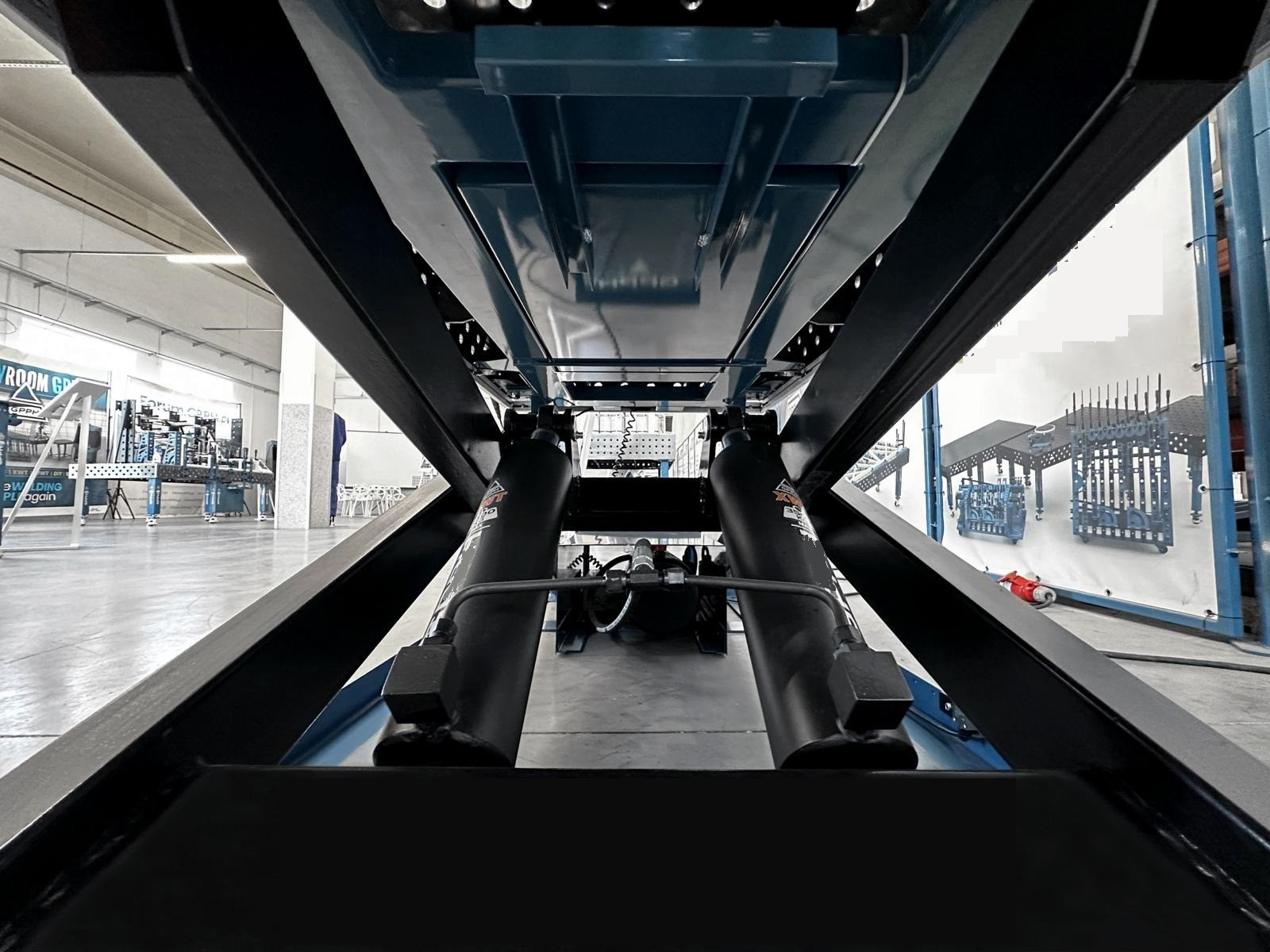 Zylinder vom Schweiß-Hubtisch