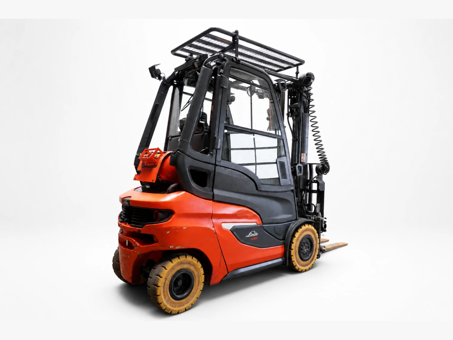 Linde H 30 T 1202 Frontstapler 4-Rad – Baujahr 2021, 3000 kg bei 500 mm Lastschwerpunkt, 14417 Betriebsstunden