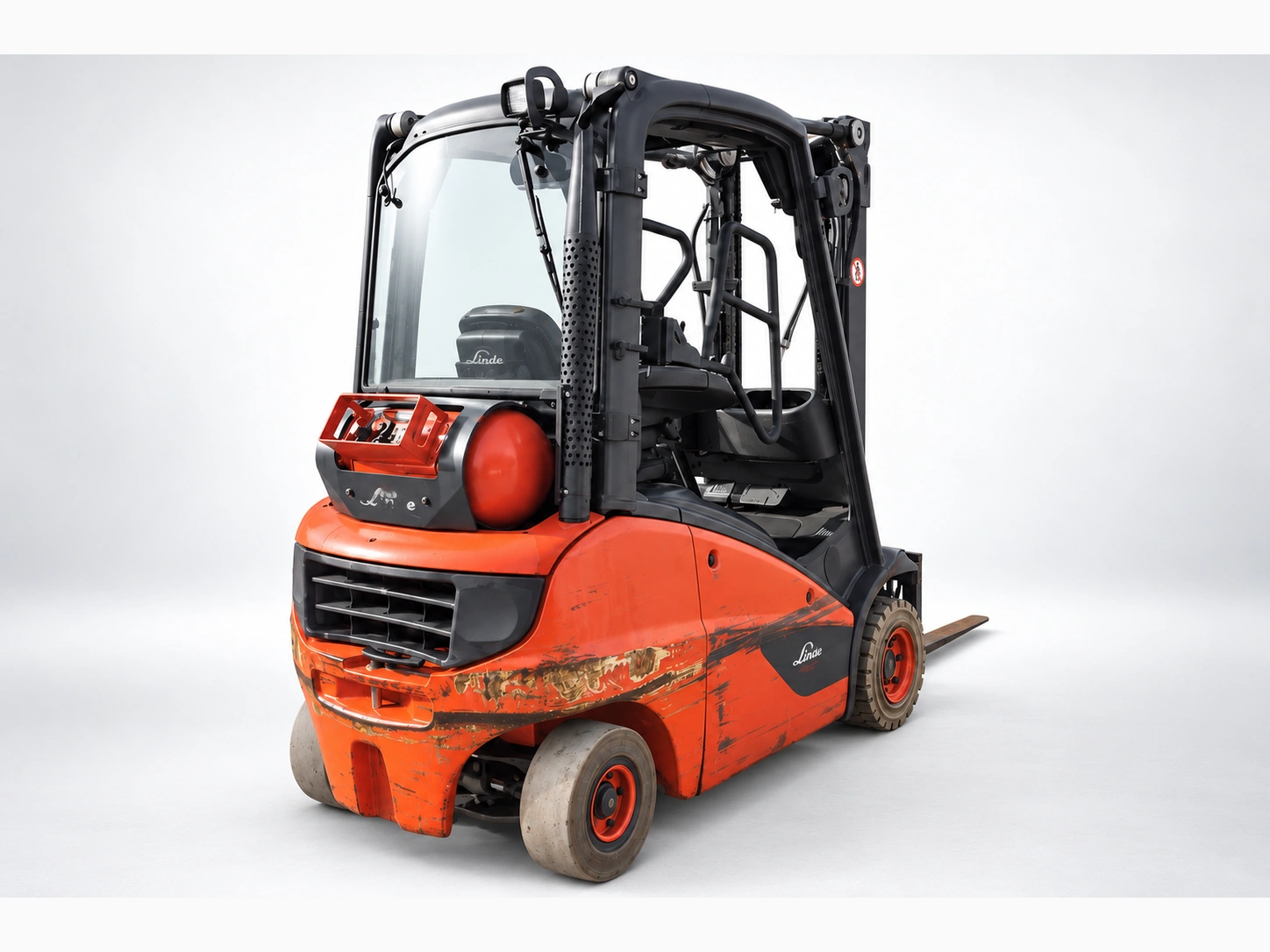 Linde H 16T-01 Treibgasstapler mit Teleskopmast