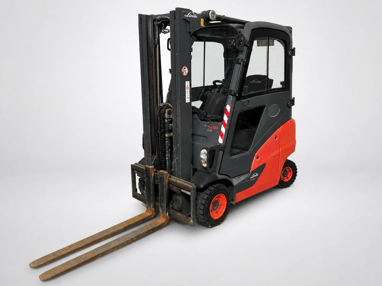 Linde H 18 D EVO 391-00 2015bj Frontstapler 4-Rad