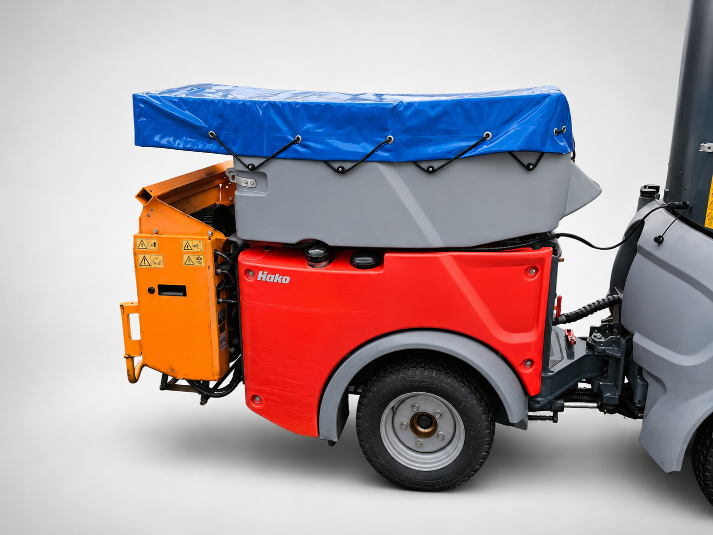 HAKO Citymaster 600 kommunaler Geräteträger mit Winterdienstausrüstung – Erstinbetriebnahme 2013 – 5.161 Betriebsstunden