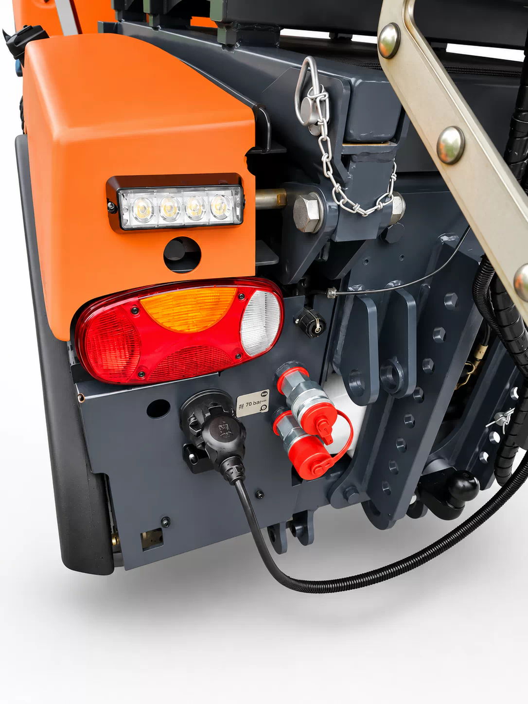 Holder C65SC Kommunaltraktor – Winterdienst mit professioneller Winterdienstausrüstung